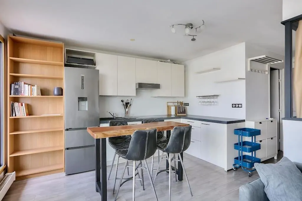 Appartement Avec Balcon Et Parking A 1Min Du Metro 巴黎